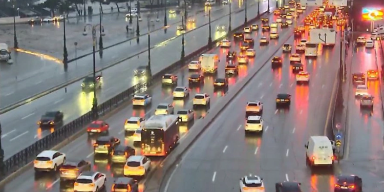 Bakıda 15 istiqamətdə tıxac var