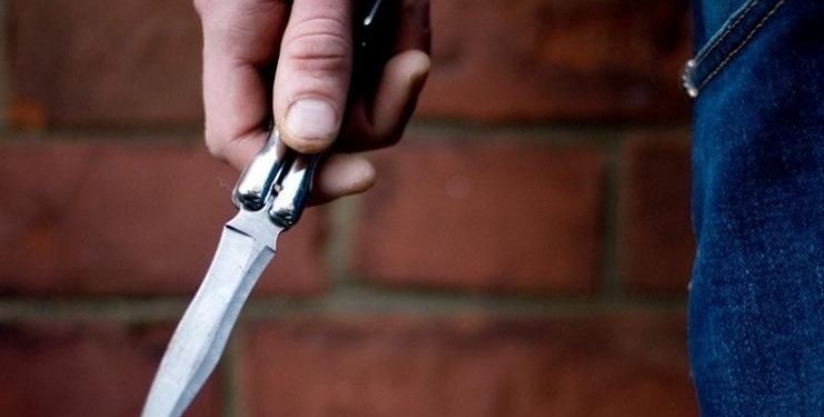 Kafedə 32 yaşlı kişini bıçaqladılar