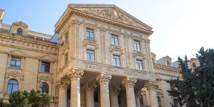 XİN Pakistandaki terror aktlarını pislədi