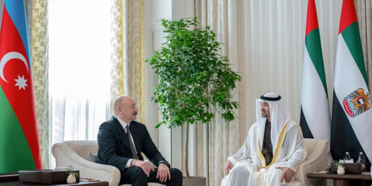 İlham Əliyev Əbu-Dabidə səfər edib