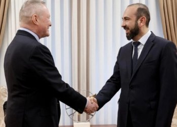 Mirzoyan Bakı və İrəvan sülh gündəliyini Avropa Şurasının rəsmisi ilə müzakirə etdi