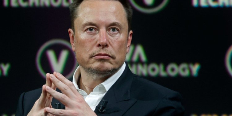 İlon Maskın sərvəti açıqlandı - Dünyada ilk şəxs oldu ki...