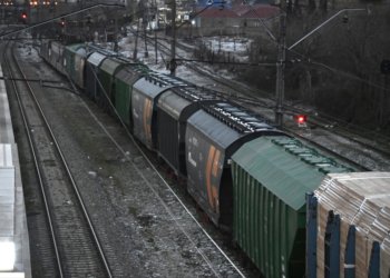 Taxıl yüklü 8 vaqon Ermənistana gedir