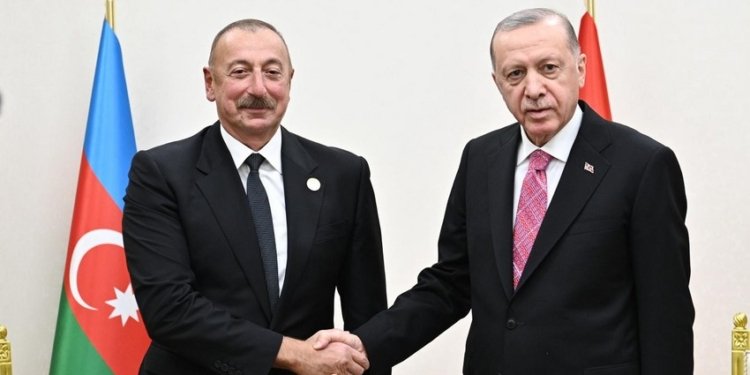 Əliyev Ərdoğana başsağlığı verdi