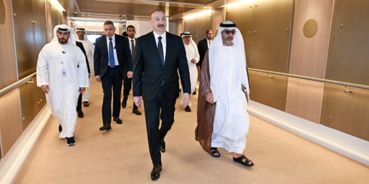 Prezidentin BƏƏ-yə səfəri başa çatdı 