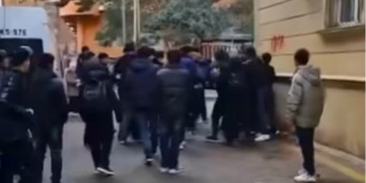 Xırdalanda məktəblilər arasında nə baş verib?