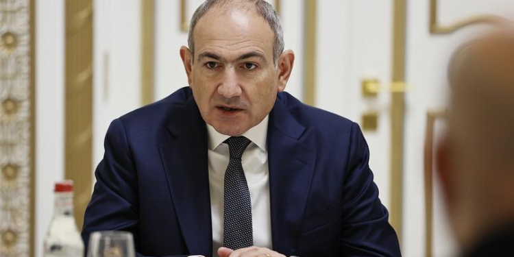 Nikol Paşinyan Sülh Şurasının ilk iclasında iştirak edəcək