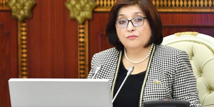 Sahibə Qafarova sabiq deputatın vəfatı ilə bağlı başsağlığı verdi