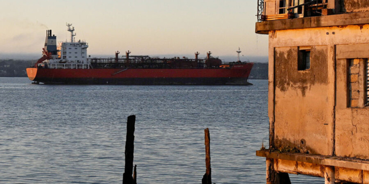 Venesuela İsrailə neft tədarük etməyə başlayıb