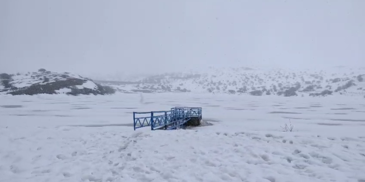 Naxçıvanın dağlıq ərazilərinə qar yağır