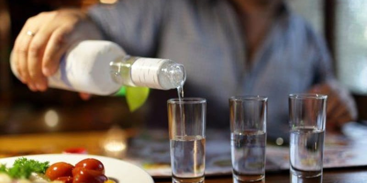 Yeyib içdiyi xanımı atasının "Qapısına" gətirdi , həbs edildi !