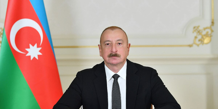 Azərbaycanda "Hava daşımaları üzrə rəsmiyyətin sadələşdirilməsinə dair Qaydalar" təsdiqlənib 