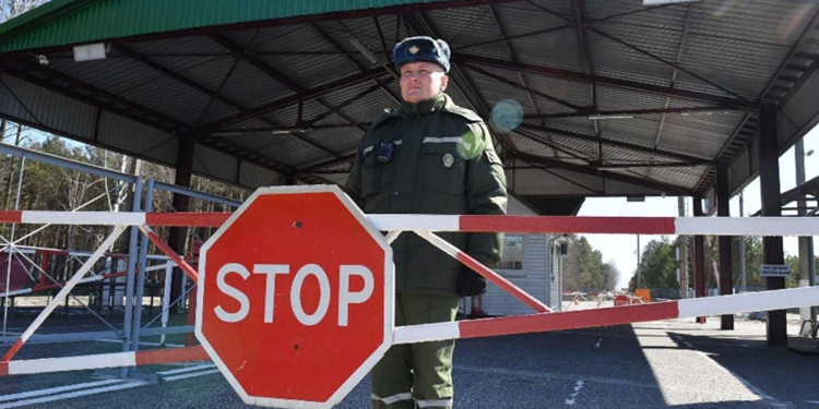 Qazaxıstan Rusiya ilə sərhədi müvəqqəti bağladı