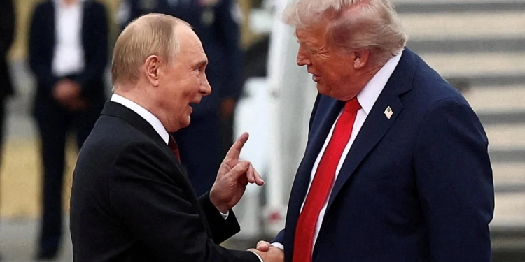 Putin Trampa İranda quru əməliyyatının qəbuledilməz olduğunu deyib