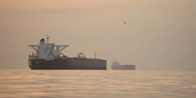 HELGA tankeri Hörmüz boğazının bağlanmasından bəri ikinci dəfə xam neft yükləmək üçün İraqın Bəsrə terminalına çatıb