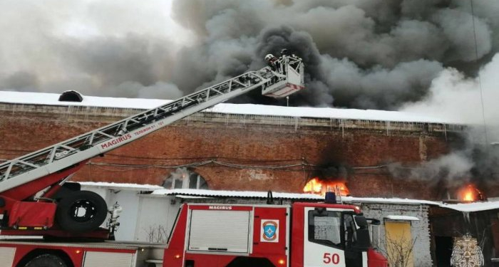 Moskvada yanğında 3 nəfər ölüb, 7 yaralı var