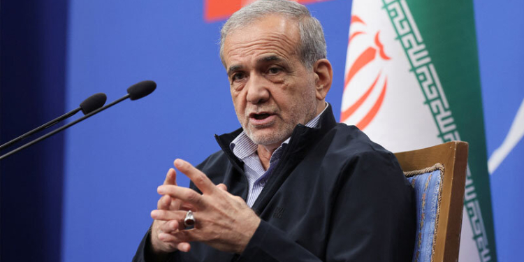 Pezeşkian: Tramp İranın nə üçün öz nüvə hüquqlarından istifadə etməməli olduğuna dair suala cavab vermir