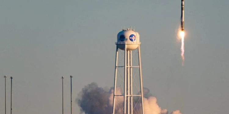 Pentaqon suborbital hipersəs aparatının məxfi sınağını həyata keçirib