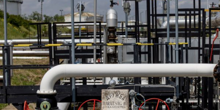 “Ukrtransnafta” Macarıstan və Slovakiyaya “Drujba” kəməri ilə neft tranzitini bərpa etməyə hazırdır