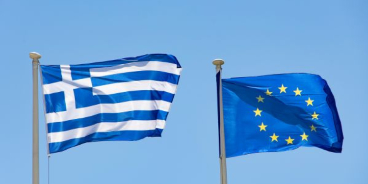 Yunanıstan Aİ-də ən böyük borcu olan ölkə statusundan çıxa bilər