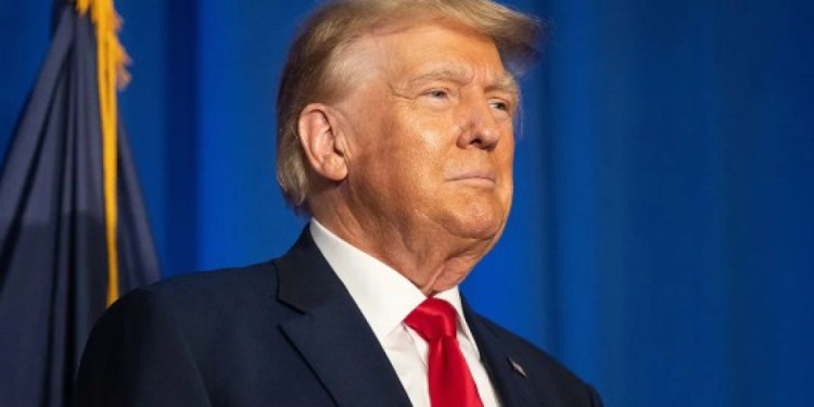 Tramp: İran danışmaq istəsə, sadəcə zəng etməlidirlər