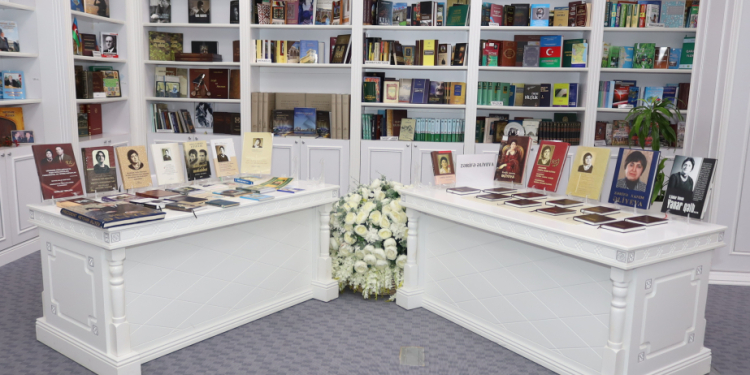 MEK-də akademik Zərifə Əliyevanın anadan olmasının 103-cü ildönümünə həsr edilən sərgi açılıb