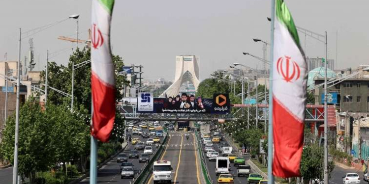 Bu ölkə İranla sərhəd-keçid məntəqəsini bağladı