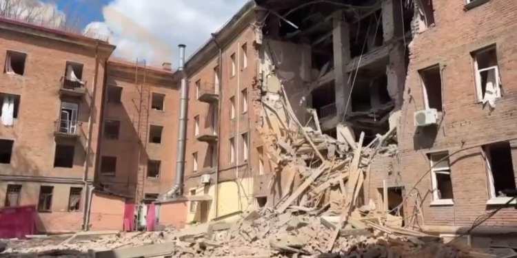 Rusiya Ukraynanın Dnepr şəhərini yenidən atəşə tutub