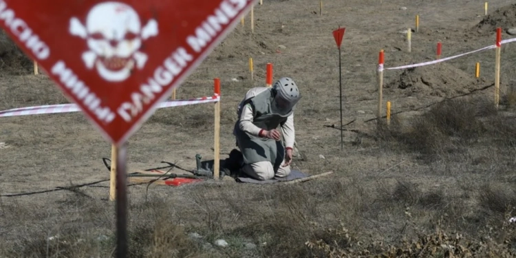 Azərbaycan XİN: Minatəmizləmə işlərində geniş beynəlxalq dəstəyin göstərilməsinə təcili ehtiyac var