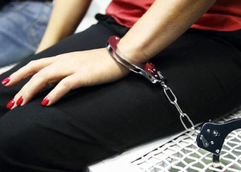 İşlədiyi evdən 30 minlik oğurluq etdi