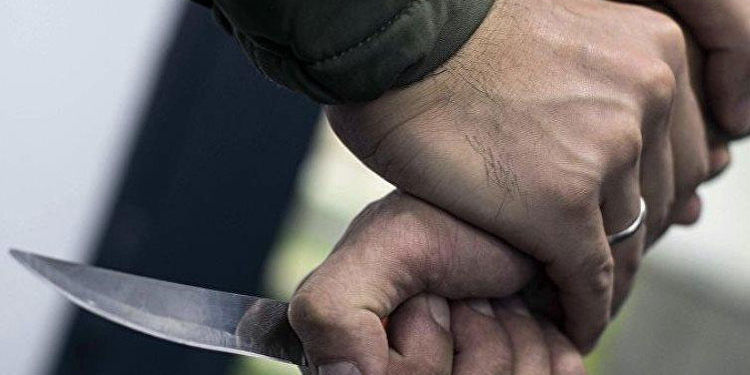 Ağstafada 8-ci sinif şagirdi bıçaqlandı - Şübhəli məktəblidir