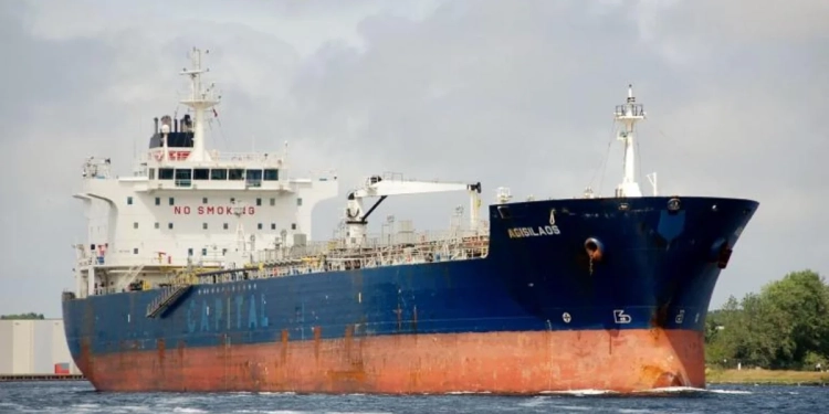 Ukrayna Hərbi Dəniz Qüvvələrinə məxsus dronlar Rusiyanın Tuapse limanı yaxınlığında sanksiyalı neft tankerinə zərbə endirib