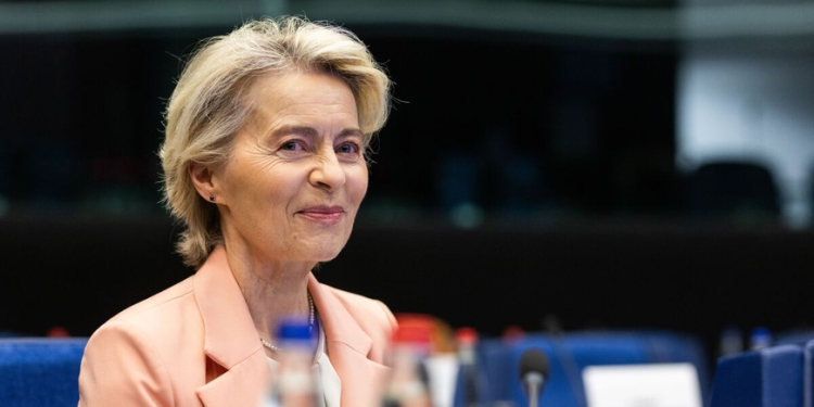 "Hörmüz boğazı rüsumsuz açılmalıdır" — Avropa Komissiyası Tehrana qarşı tələblərini irəli sürdü