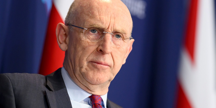 Con Hili: ABŞ tamamilə NATO-ya bağlıdır