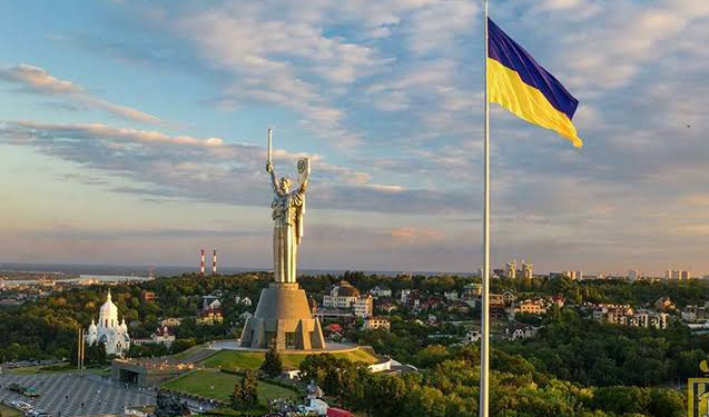 Ukrayna may ayının sonu və ya iyunun əvvəlinə qədər Aİ-dən 90 milyard avronun ilk tranşını alacağını gözləyir