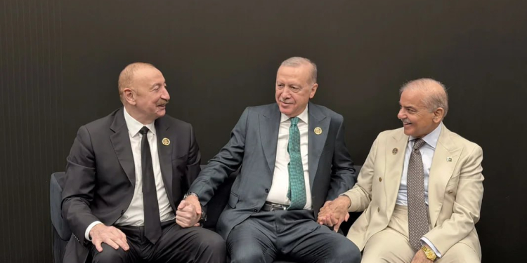 Üç qardaş ölkənin rəhbərləri Antalyada bir araya gəldilər 