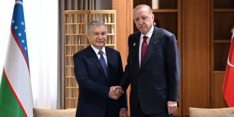 Mirziyoyev və Ərdoğan Özbəkistan-Türkiyə strateji tərəfdaşlığının inkişafını müzakirə ediblər