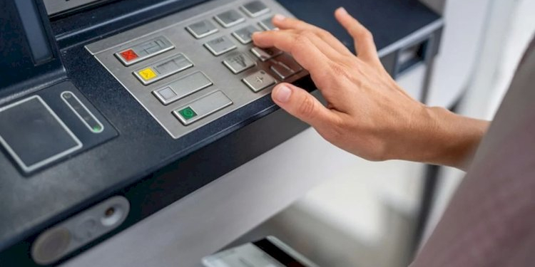 Azərbaycanda maaşlarla bağlı vacib dəyişiklik – Minlərlə vətəndaşa təsir edəcək